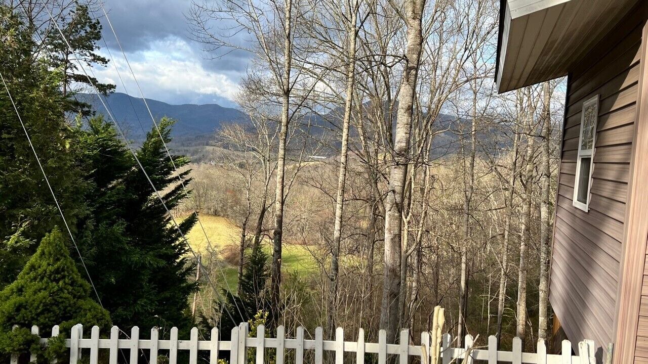 Photo of Outdoor in Maple Springs