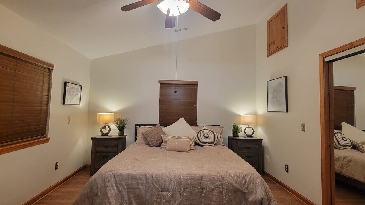 Photo of Bedroom in Maple Springs