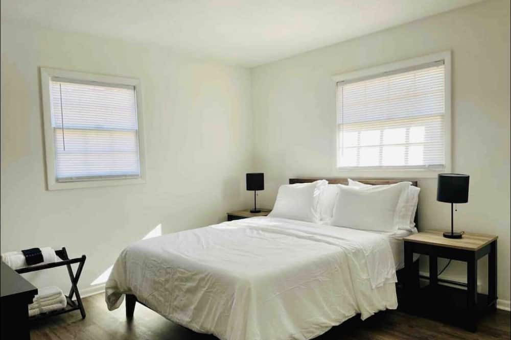 Photo of Bedroom in Eden