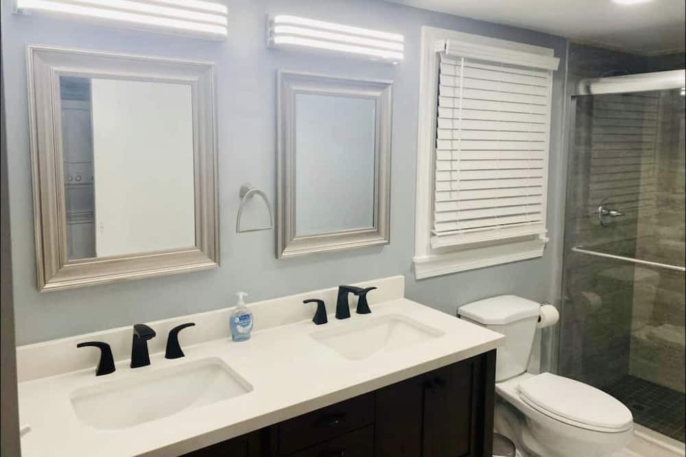Photo of Bathroom in Greenville