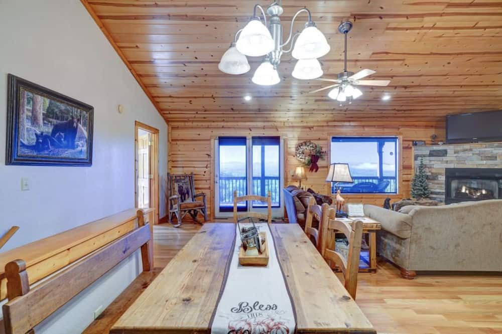Photo of Livingroom in Murphy
