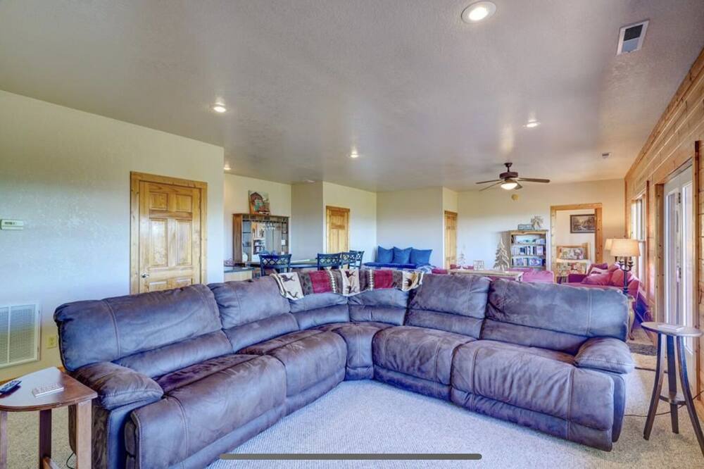 Photo of Livingroom in Murphy