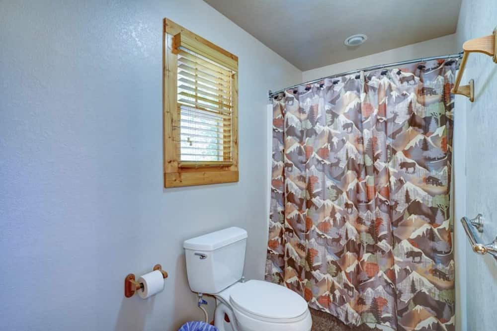 Photo of Bathroom in Murphy