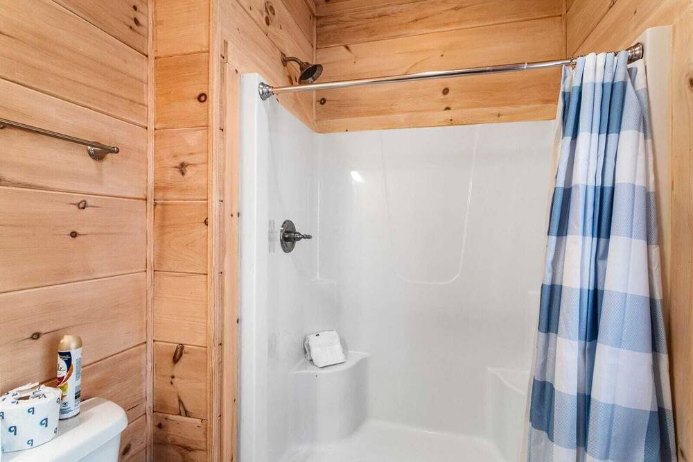Photo of Bathroom in Todd