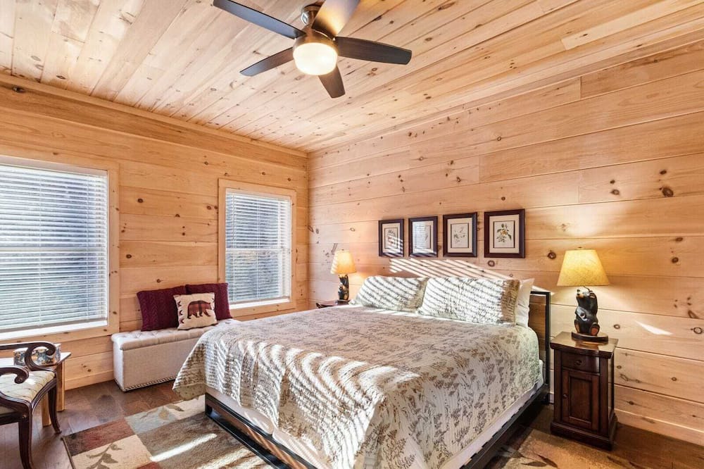 Photo of Bedroom in Todd
