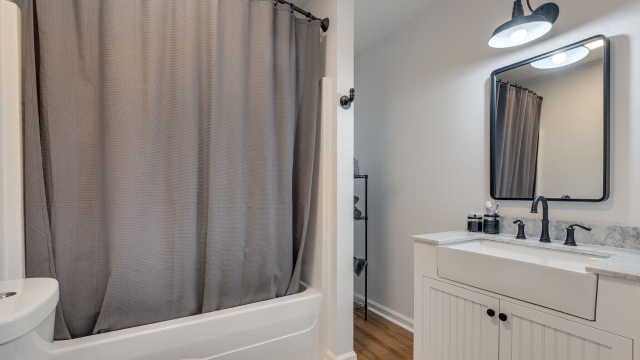 Photo of Bathroom in Decaturville