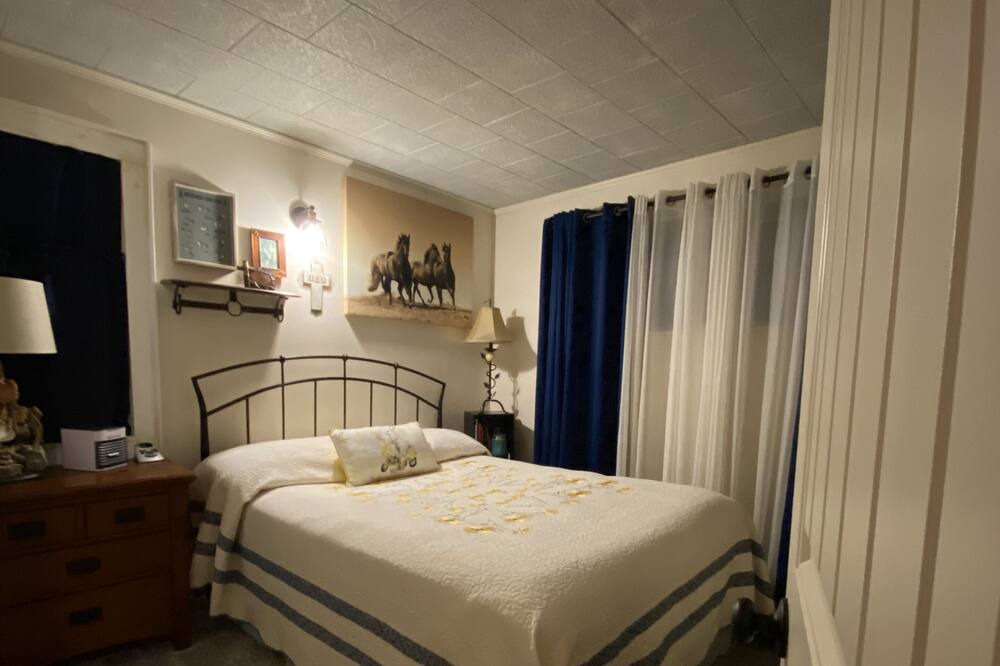 Photo of Bedroom in Warne