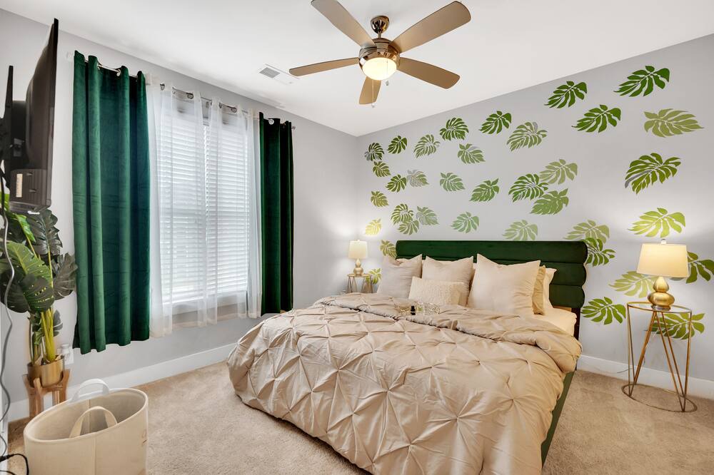 Photo of Bedroom in Northeast Raleigh