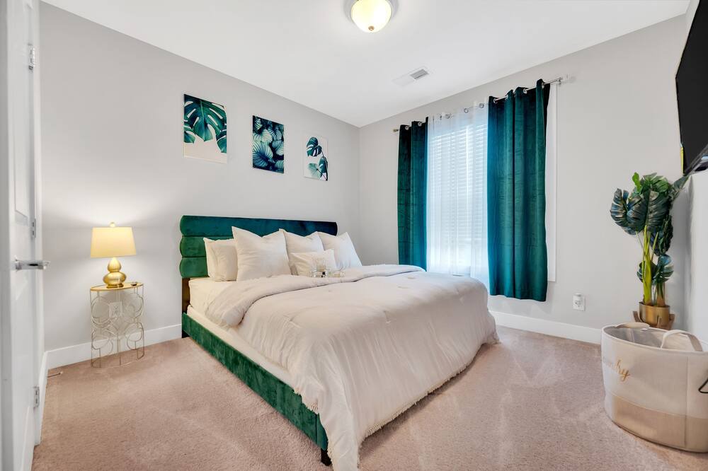 Photo of Bedroom in Northeast Raleigh