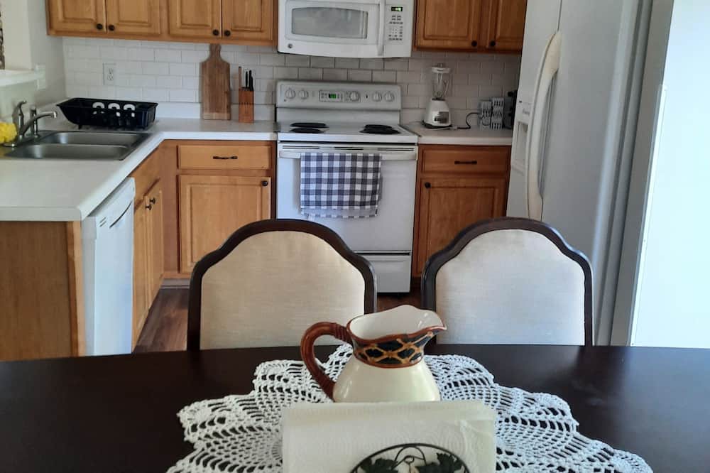 Photo of Kitchen in Apex