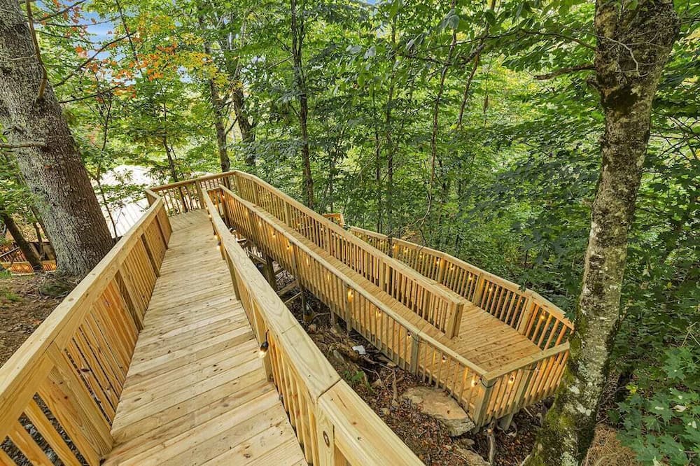 Photo of Others in Beech Mountain