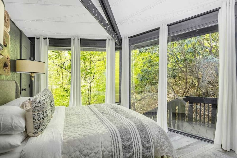 Photo of Bedroom in Beech Mountain