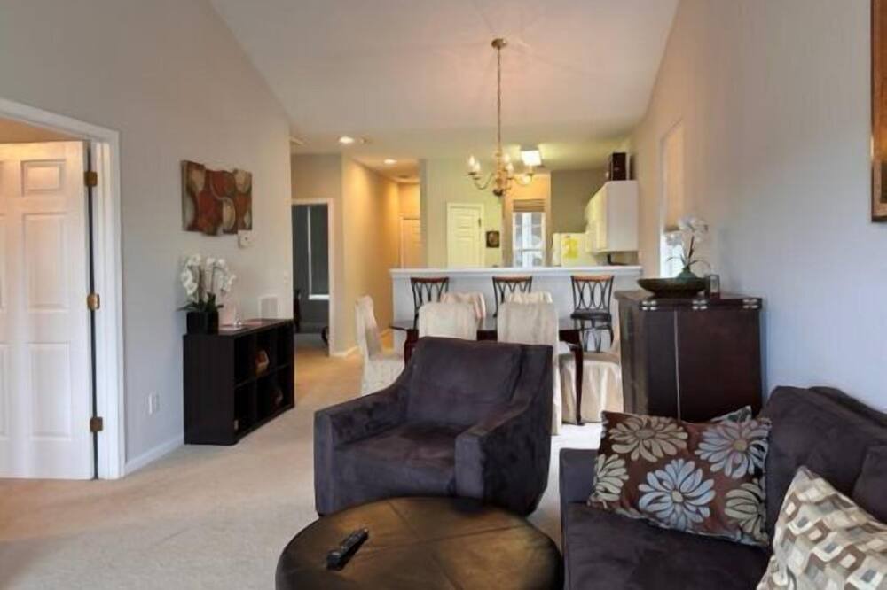 Photo of Livingroom in Sunset Beach