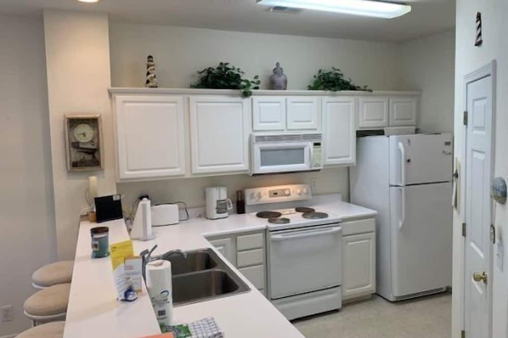 Photo of Kitchen in Sunset Beach