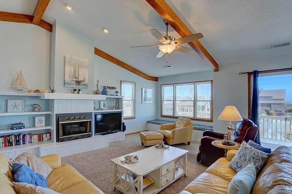 Photo of Livingroom in Nags Head