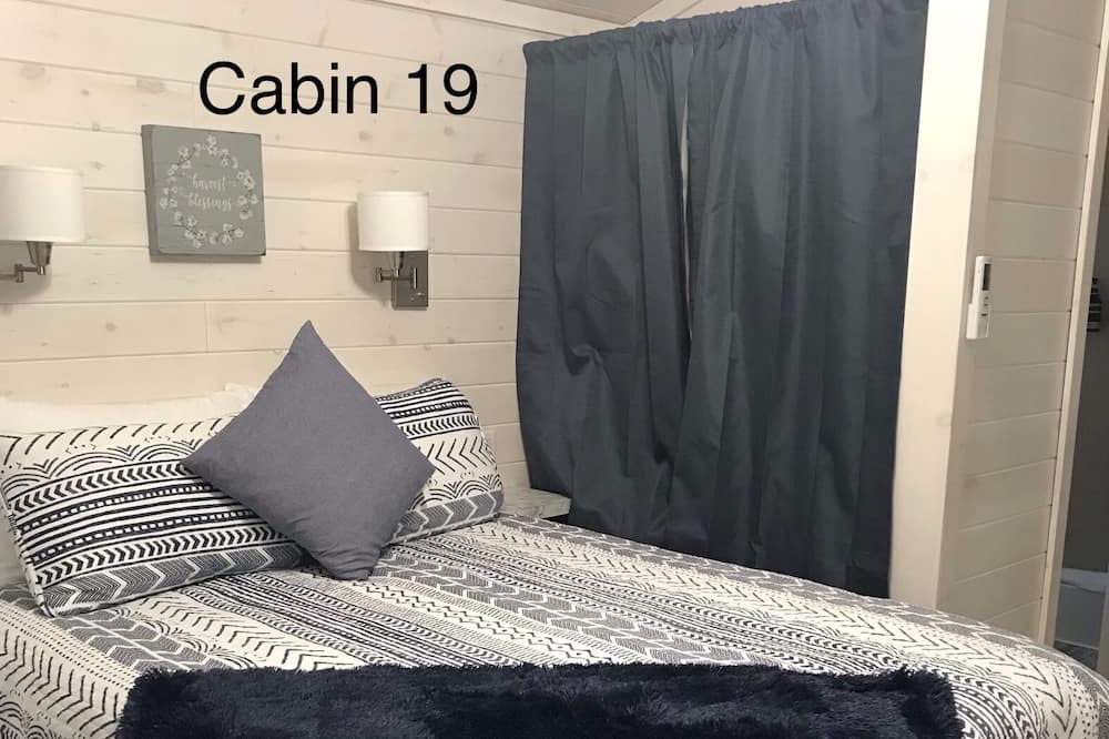 Photo of Bedroom in Steele Creek