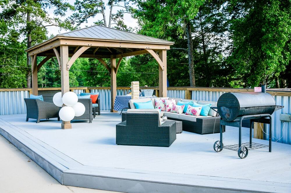 Photo of Outdoor in Steele Creek