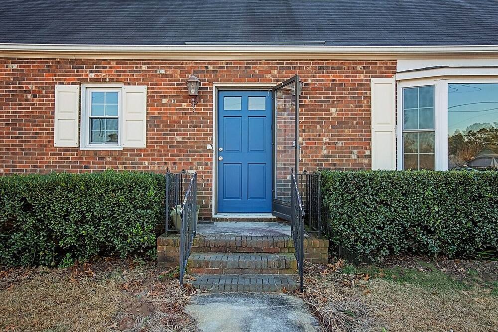 Photo of Outdoor in Westover