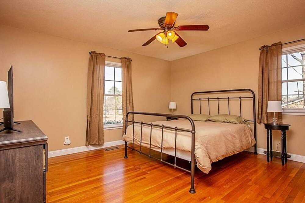 Photo of Bedroom in Westover