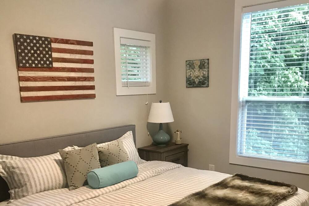 Photo of Bedroom in East Hill