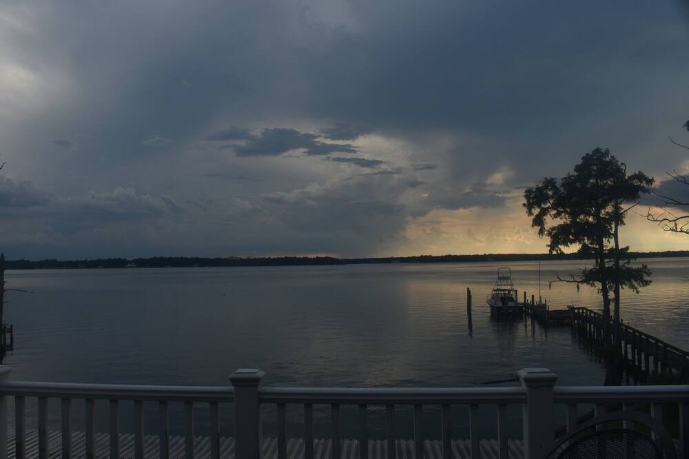 Photo of Others in Durants Neck