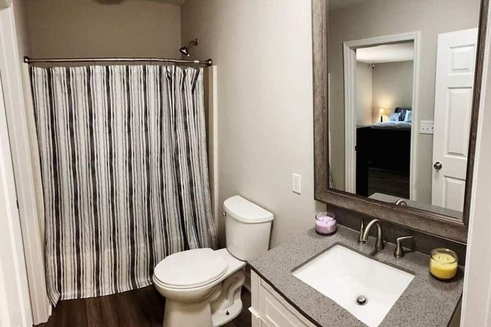 Photo of Bathroom in Clemmons