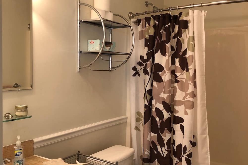 Photo of Bathroom in Mayhew