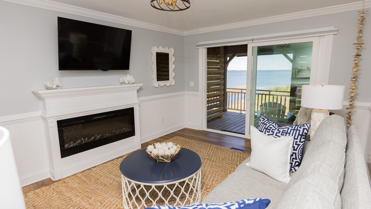 Photo of Livingroom in Manteo