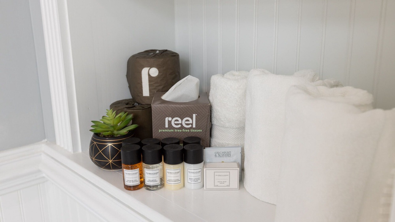 Photo of Bathroom in Manteo
