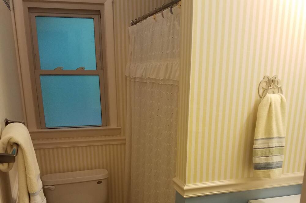 Photo of Bathroom in Brevard