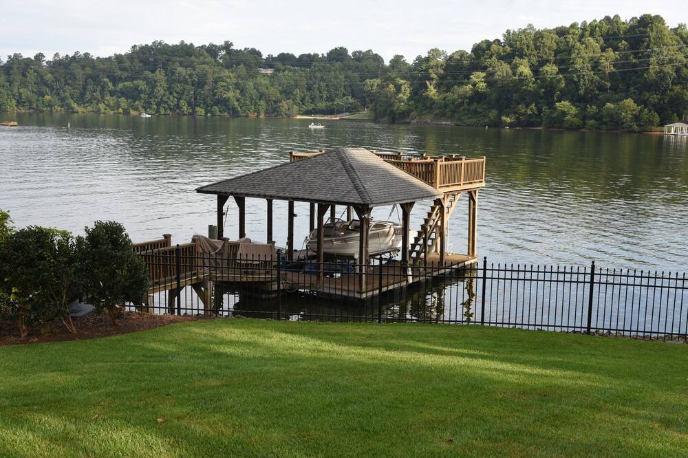 Photo of Outdoor in Hickory