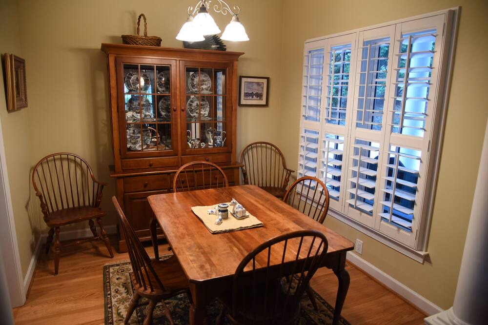 Photo of Bedroom in Hickory