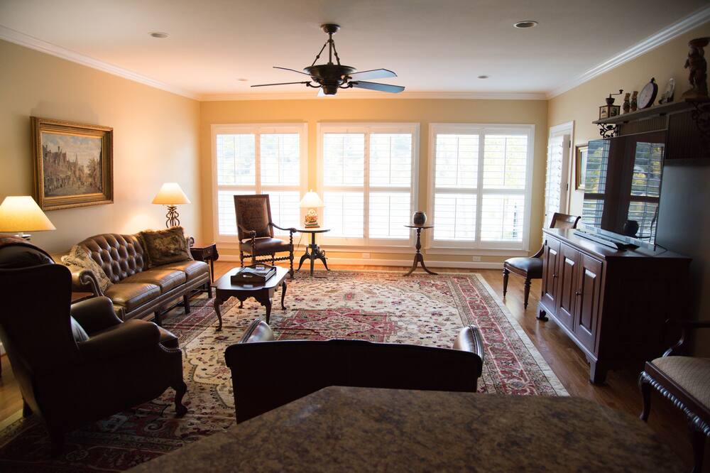 Photo of Livingroom in Hickory