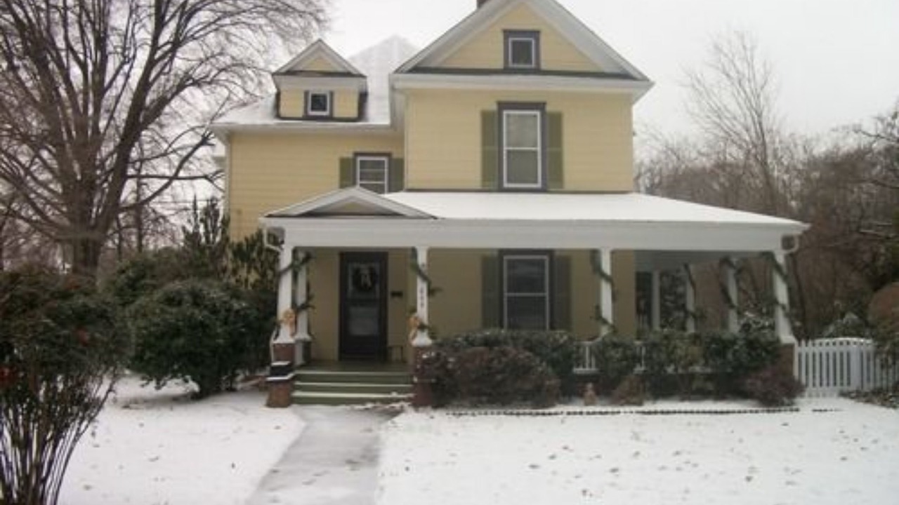 Photo of Outdoor in Lindley Park
