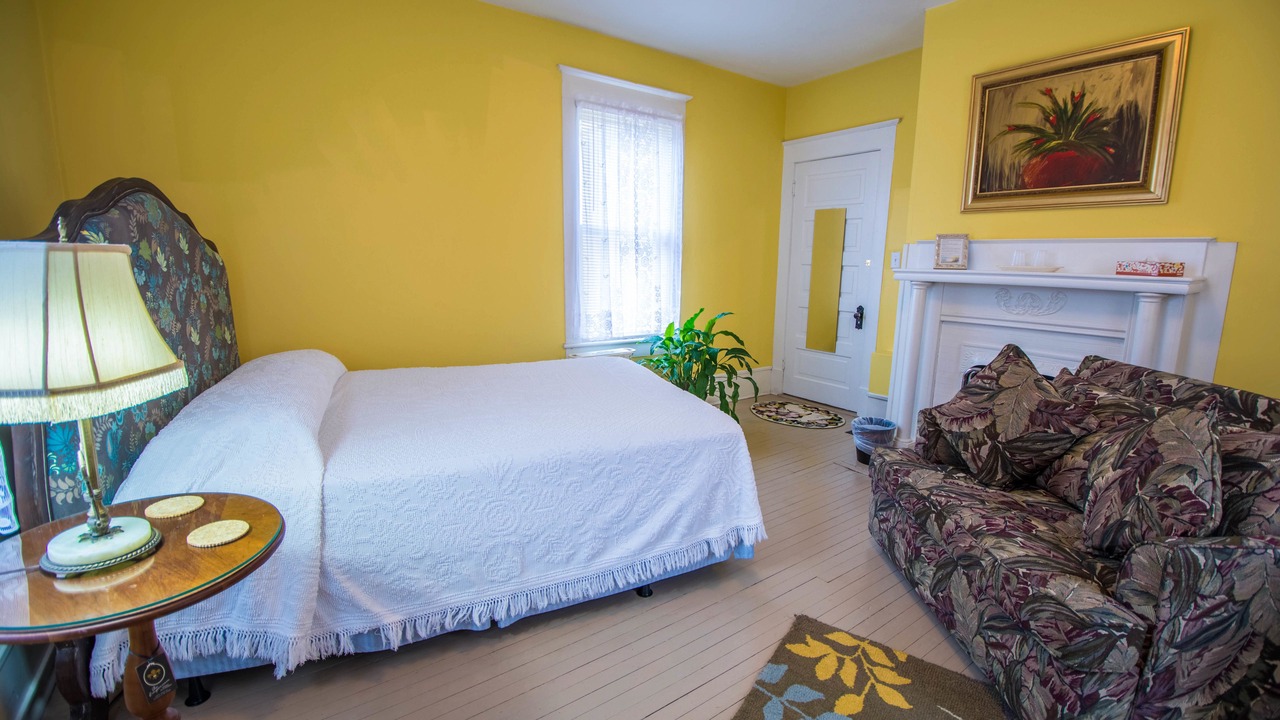Photo of Bedroom in Lindley Park