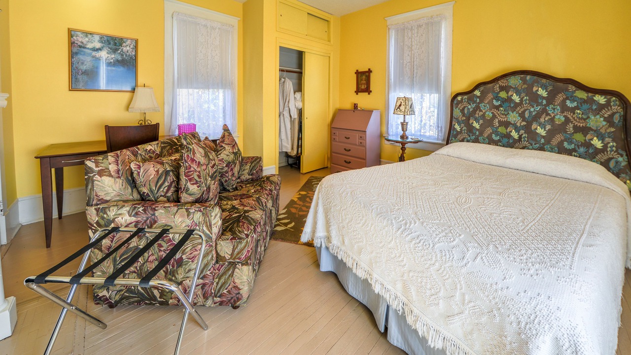 Photo of Bedroom in Lindley Park