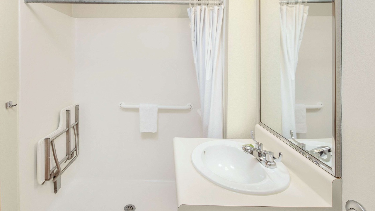 Photo of Bathroom in Apex