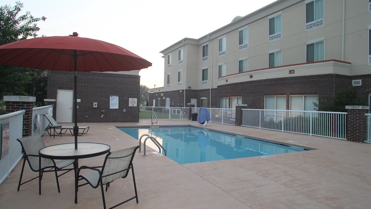 Photo of Outdoor in Pembroke