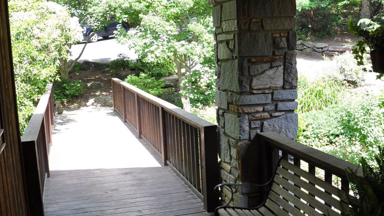 Photo of Patio Balcony in Sapphire