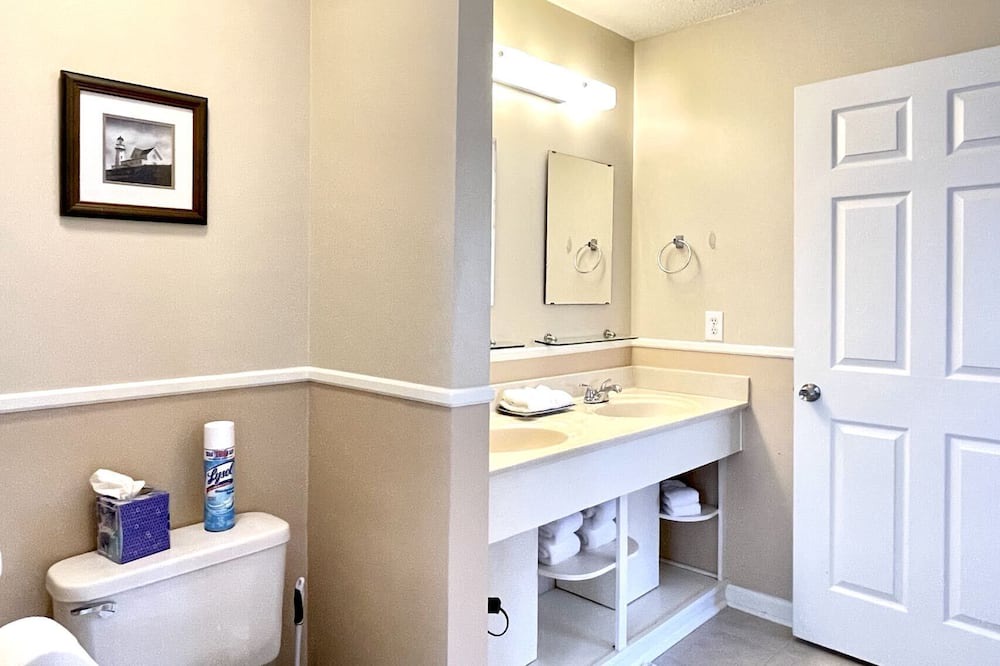 Photo of Bedroom in Umstead