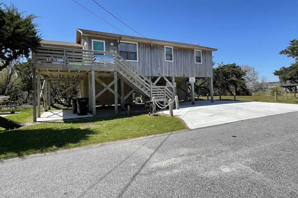 Photo of Others in Hatteras