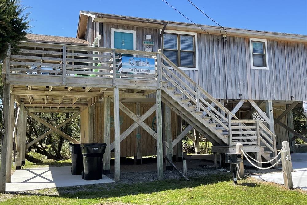 Photo of Others in Hatteras