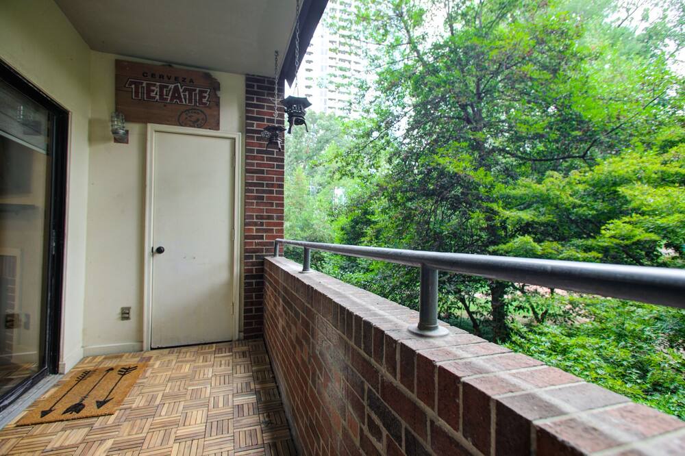Photo of Patio Balcony in Charlotte Center City