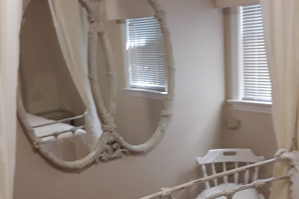 Photo of Bedroom in Greensboro