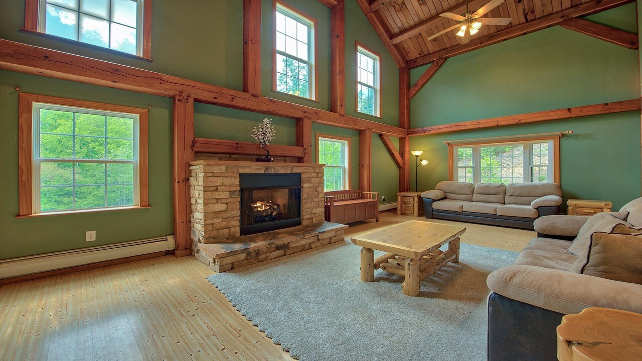 Photo of Livingroom in Waynesville