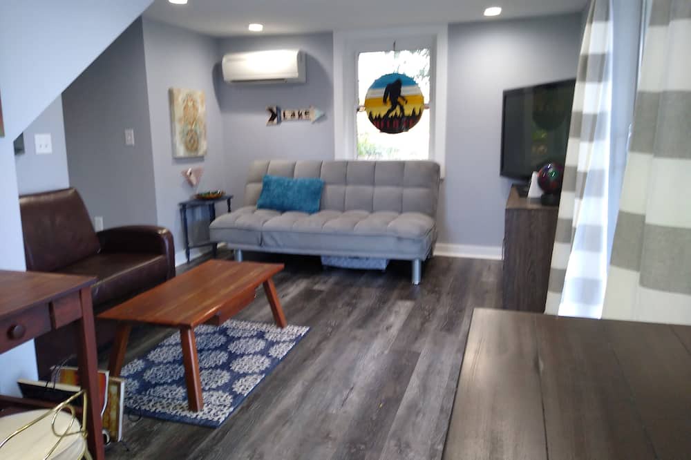 Photo of Bedroom in New London