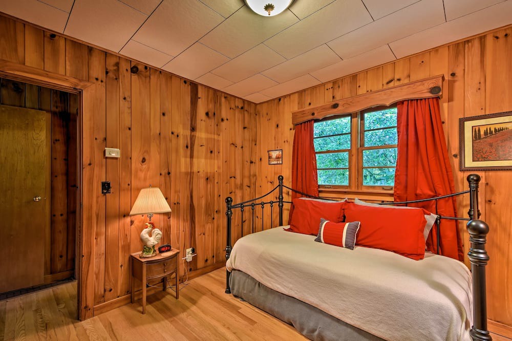 Photo of Bedroom in Highlands Hills