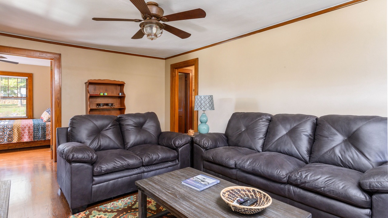 Photo of Livingroom in Swannanoa