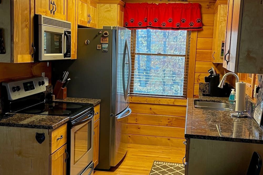 Photo of Kitchen in Beech Mountain