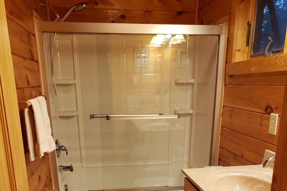 Photo of Bathroom in Beech Mountain
